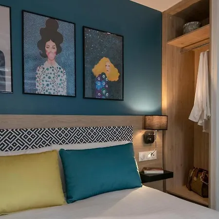 Bristol Hotell 3*