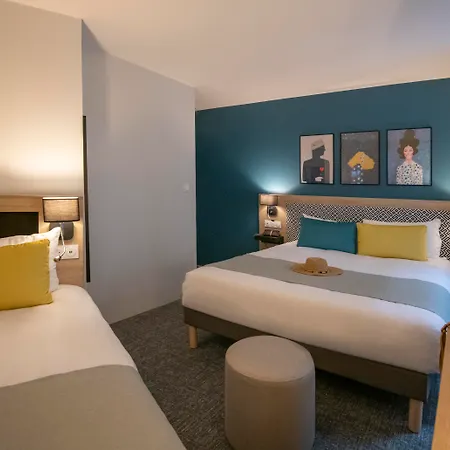 Bristol Hotell 3*